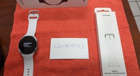 Mint
													Samsung Galaxy Watch8 - Unlocked, Graphite, SM-L325, 40mm, photo 3 of 7