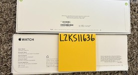 New
													Apple Watch Series 10 42mm - Rose Gold, A2997 - GPS, Aluminum, photo 2 of 3