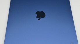 Mint
													Apple iPad 10th Gen - Unlocked, Blue, 64 GB, A2757, photo 4 of 8