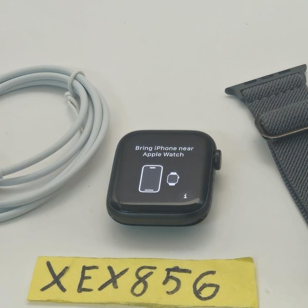 Apple Watch SE (1st Gen) 44mm - Unlocked, Gray, A2354 - Cellular, Aluminum