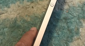 Good
													Apple iPhone SE 1st Gen 2016 - Unlocked, Grey, 32 GB, A1662, photo 4 of 7