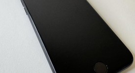 Fair
													Apple iPhone SE 2nd Gen 2020 - Unlocked, Black, 64 GB, A2275, photo 1 of 6