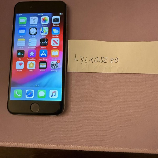 Apple iPhone 6 - Unlocked, 16 GB, Silver, A1586