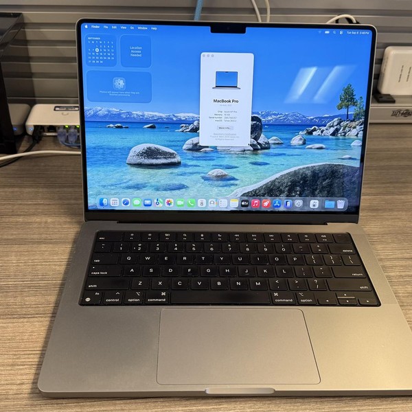 MacBook Pro 2021 - 14 inch - 512 GB, Gray, 16 GB, Apple M1 Pro 8-core