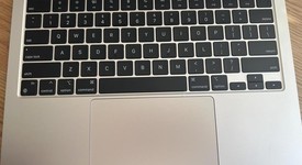 Mint
													MacBook Air 2022 (M2) - 13" - Apple M2, Starlight, 256 GB, 8 GB, photo 3 of 16