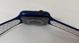 Good
													Apple Watch Series 6 44mm - Unlocked, Blue, A2294 - Cellular, Aluminum, photo 4 of 14