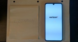 Good
													LG V60 ThinQ 5G - Verizon, Blue, 128 GB, 8 GB, photo 3 of 4