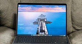 Mint
													Microsoft Surface Pro 11 - Platinum, 512 GB, 16 GB, photo 1 of 18