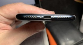 Good
													Apple iPhone SE 3rd Gen 2022 - Unlocked, Midnight, 64 GB, A2595, photo 1 of 4