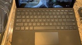 Good
													Microsoft Surface Pro 4 - 12.3 Inch - Wi-Fi, Silver, 256 GB, 8 GB, photo 2 of 7