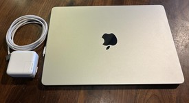 Mint
													MacBook Air 2024 (M3) - 13" - Apple M3, Starlight, 256 GB, 8 GB, 8-core GPU, photo 4 of 12