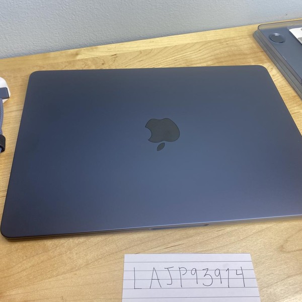 MacBook Air 2025 (M4) - 13 inch - 256 GB, Midnight, 16 GB, Apple M4
