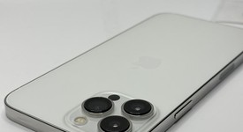 Good
													Apple iPhone 13 Pro Max - Unlocked, Silver, 128 GB, A2484, photo 3 of 7