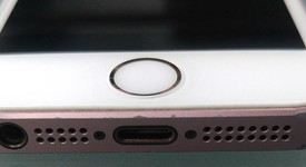 Fair
													Apple iPhone SE 1st Gen 2016 - Unlocked, Rose Gold, 64 GB, A1662, photo 2 of 6