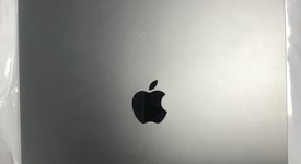 Good
													Apple iPad Pro 12.9" 4th Gen 2020 - Unlocked, Gray, 256 GB, A2069, photo 5 of 8