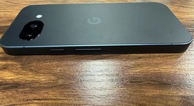 Good
													Google Pixel 9a - Unlocked, Obsidian, 128 GB, 8 GB, photo 5 of 7