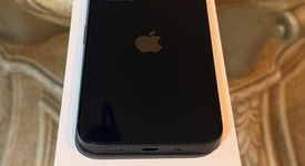 Mint
													Apple iPhone 13 - Unlocked, Midnight, 128 GB, A2482, photo 2 of 16