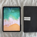 Good Apple iPad Pro 11 inch 2018 - Wi-Fi, 64 GB, Gray, A1980