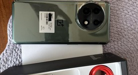 Mint
													OnePlus 11 - Unlocked, Green, 128 GB, 8 GB, CPH2451, photo 4 of 8