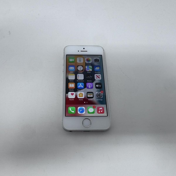 Apple iPhone SE 1st Gen 2016 - Unlocked, 32 GB, Silver, A1662