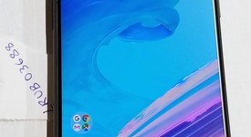 Good
													OnePlus 5T - Unlocked, Black, 64 GB, 6 GB, photo 3 of 4
