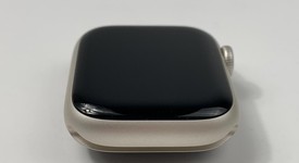 Fair
													Apple Watch Series 8 41mm - Unlocked, Starlight, A2772 - Cellular, Aluminum, photo 3 of 6