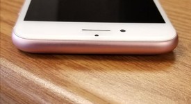 Good
													Apple iPhone 7 - Verizon, Rose Gold, 128 GB, A1660, photo 3 of 4