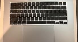 Mint
													MacBook Air 2025 (M4) - 15" - Apple M4, Sky Blue, 512 GB, 24 GB, photo 4 of 9