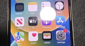 Good
													Apple iPhone X - Unlocked, Silver, 64 GB, A1865, photo 1 of 6