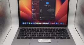 Good
													MacBook Pro 2017 (No Touch Bar) - 13" - I5, Silver, 256 GB, 8 GB, photo 1 of 11