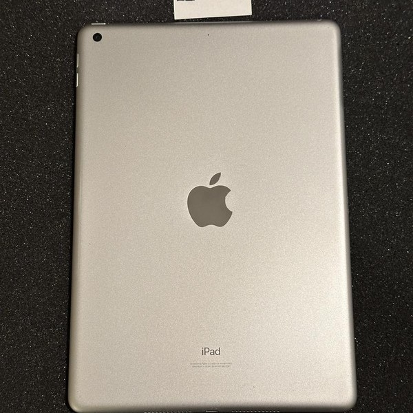 Apple iPad 9th Gen - Wi-Fi, 64 GB, Silver, A2602