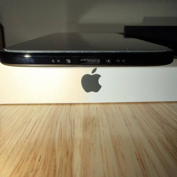 Apple iPhone Air - Unlocked, 256 GB, Space Black, A3260