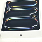 New Apple iPad Pro 13 inch (M4) 2024 - Unlocked, 1 TB, Black, 16 GB, A2926, Standard Glass