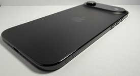 Mint
													Apple iPhone Air - Unlocked, Space Black, 256 GB, A3260, photo 2 of 11