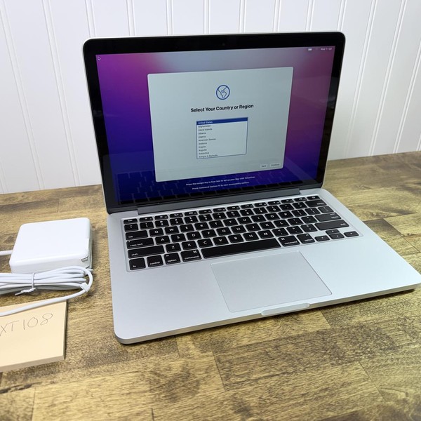 MacBook Pro 2015 (Retina) - 13 inch - Silver, 128 GB, 8 GB