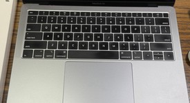 Fair
													MacBook Air 2019 - 13" - I5, Gray, 128 GB, 8 GB, photo 2 of 8