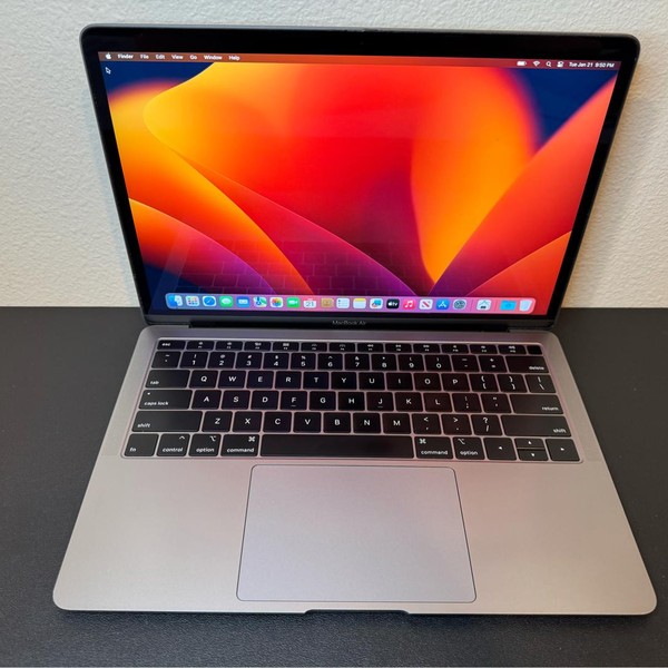 MacBook Air 2018 - 13 inch - 1.5 TB, Gray, 16 GB, Intel Core i5