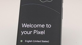 Good
													Google Pixel 8 - Unlocked, Hazel, 128 GB, 8 GB, G9BQD, Sub-6 5G, photo 3 of 3
