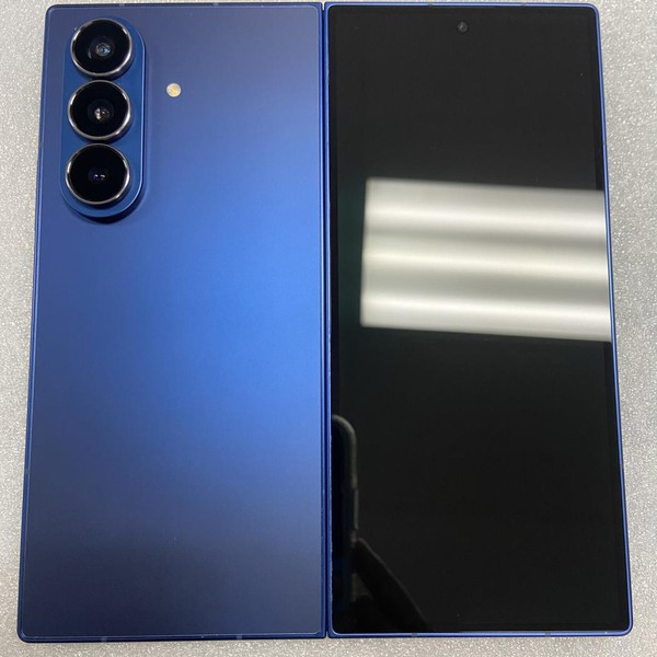 Samsung Galaxy Z Fold7 - Verizon, 256 GB, Blue Shadow, 12 GB, SM-F966U