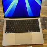 Mint MacBook Pro 2021 - 14 inch - 512 GB, Gray, 32 GB, Apple M1 Pro 10-core
