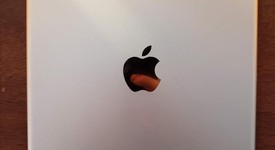 Good
													Apple iPad Pro 10.5" - AT&T, Gold, 64 GB, photo 5 of 16