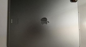 Good
													Apple iPad Pro 12.9" 6th Gen 2022 - Spectrum, Silver, 256 GB, photo 2 of 5