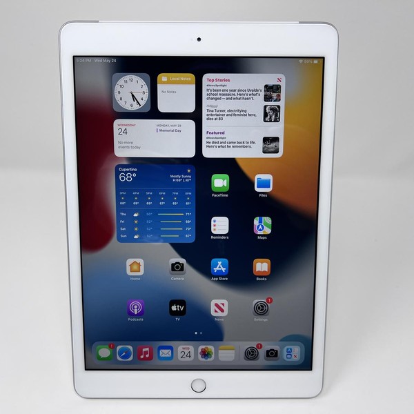 Apple iPad 8th Gen - Unlocked, 32 GB, Silver, A2428