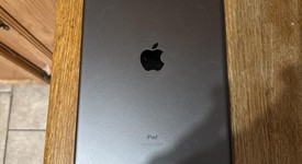 Good
													Apple iPad 9th Gen - Unlocked, Gray, 64 GB, A2603, photo 2 of 3