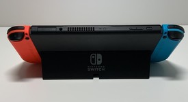 Good
													Nintendo Switch - OLED - Red & Blue, 64 GB, photo 3 of 5