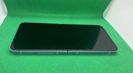 Fair
													Samsung Galaxy Z Flip6 - Unlocked, Blue, 256 GB, 12 GB, SM-F741U1, photo 3 of 5