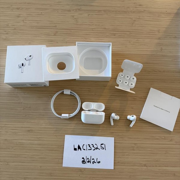Apple AirPods Pro 2 - Lightning