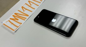 Mint
													Apple iPhone SE 3rd Gen 2022 - Unlocked, Midnight, 64 GB, A2595, photo 5 of 7