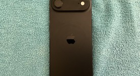 Mint
													Apple iPhone Air - Unlocked, Space Black, 1 TB, A3260, photo 5 of 11