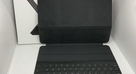 Used
													Apple Magic Keyboard for iPad Pro - Black, photo 1 of 9